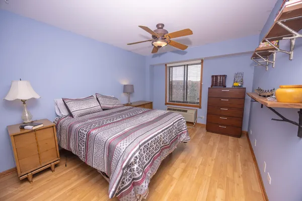 $249,900 | 470 Fawell Boulevard, Unit 508, Glen Ellyn, IL 60137