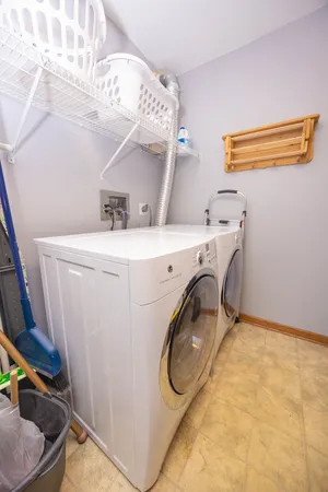 $249,900 | 470 Fawell Boulevard, Unit 508, Glen Ellyn, IL 60137