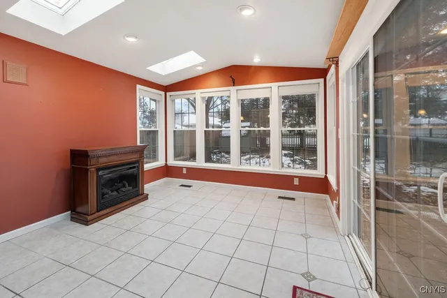 $204,900 | 101 Castle Road, Clay, NY 13212