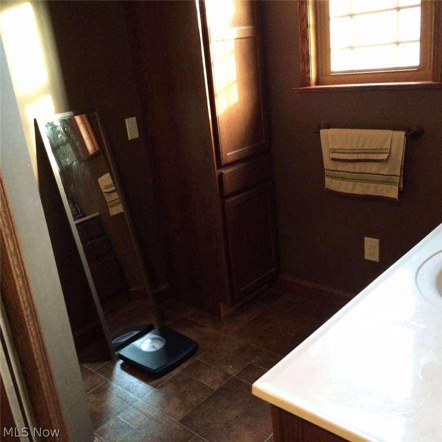 17305 Halleys Ridge Road Caldwell, OH 43724 - Photo 11 of 13 Gallery Image 11