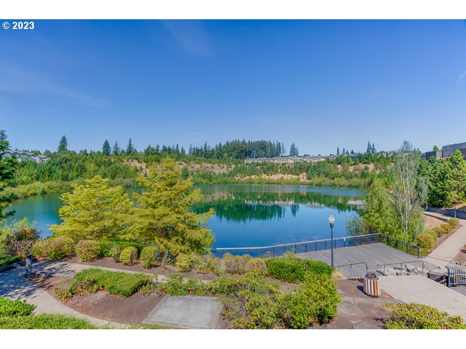 15270 Southwest Sparrow Loop, Unit 104 Beaverton, OR 97007 - Photo 29 of 33 Gallery Image 29