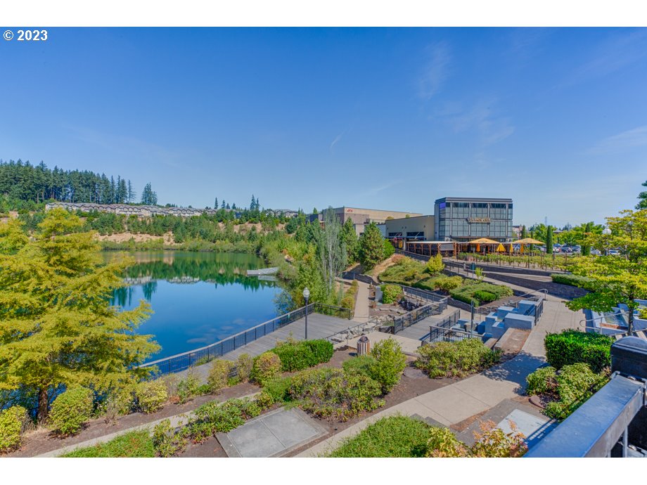 15270 Southwest Sparrow Loop, Unit 104 Beaverton, OR 97007 - Photo 30 of 33 Gallery Image 30