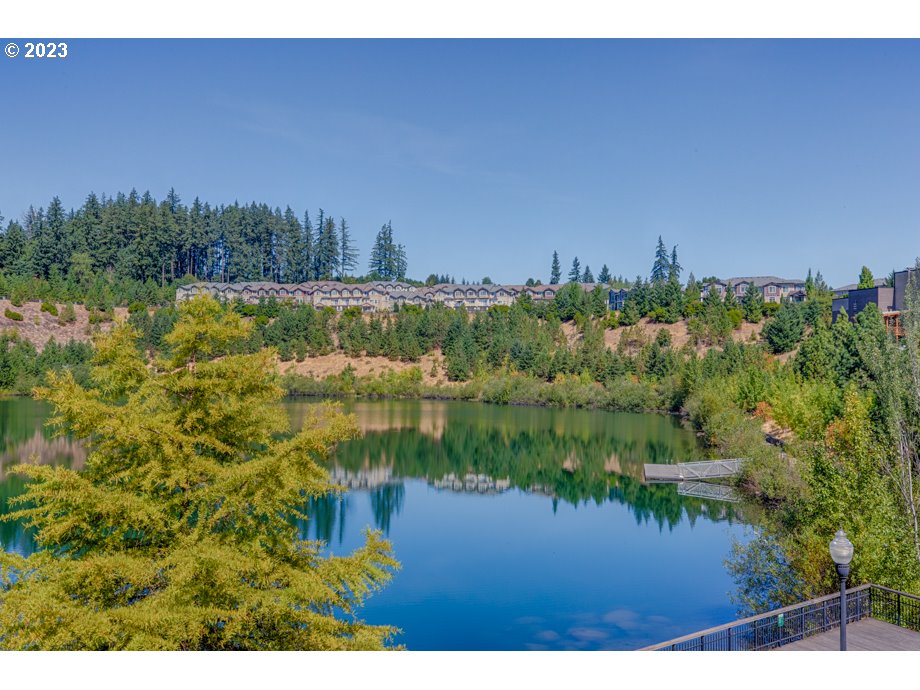 15270 Southwest Sparrow Loop, Unit 104 Beaverton, OR 97007 - Photo 31 of 33 Gallery Image 31