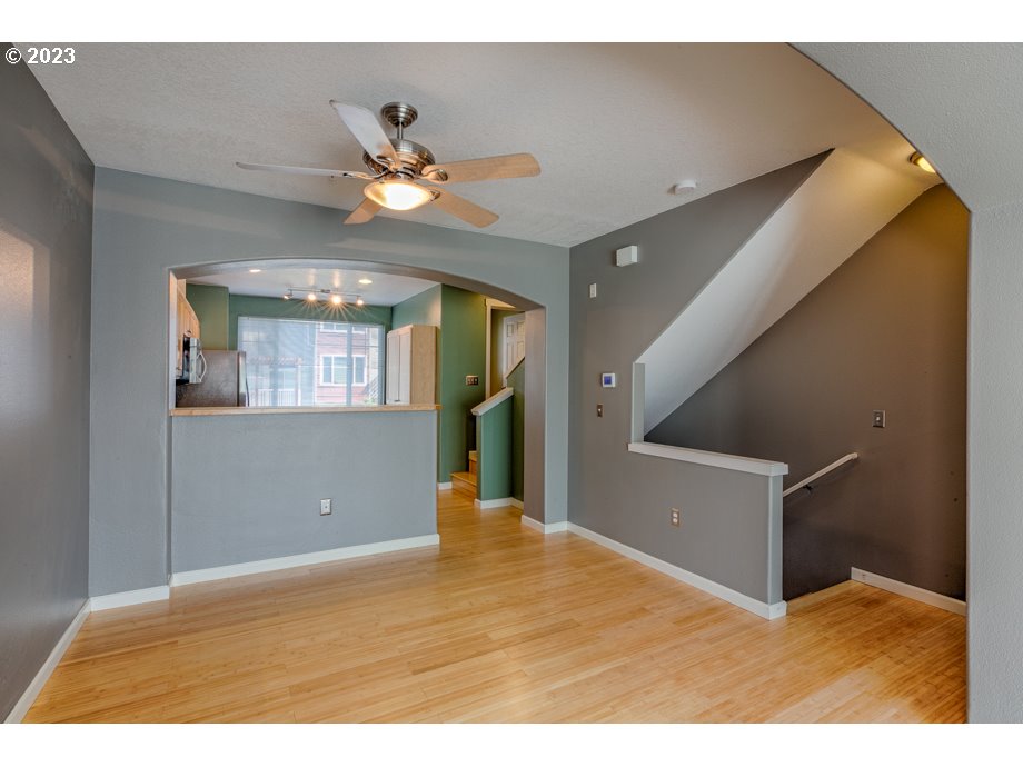 15270 Southwest Sparrow Loop, Unit 104 Beaverton, OR 97007 - Photo 7 of 33 Gallery Image 7
