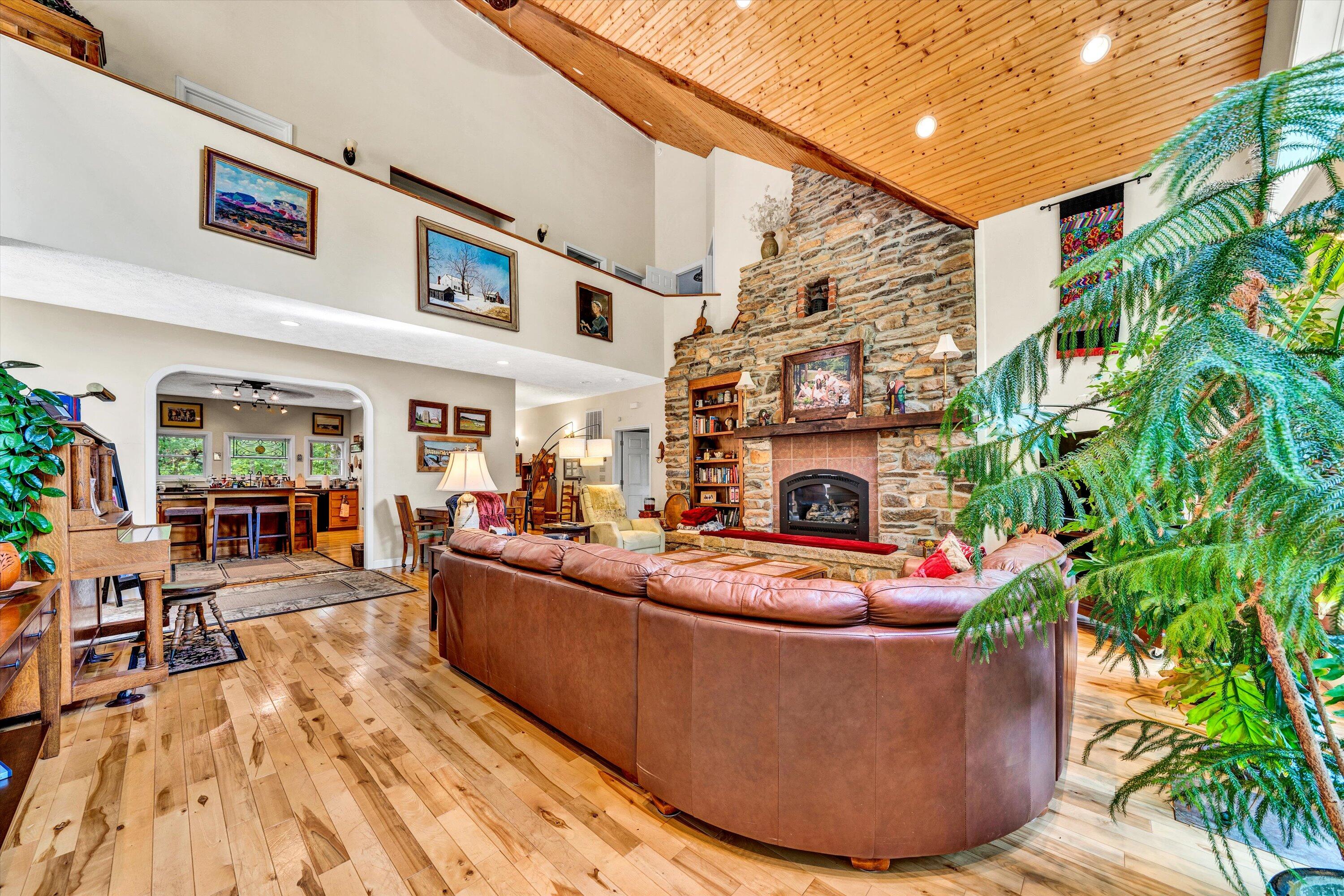 11289 Sontag Road Martinsville, VA 24112 - Photo 12 of 55 a view of a living room kitchen