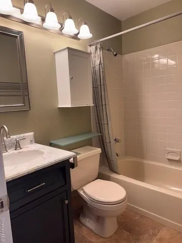 $2,500 | 4 Lexington Hills Road, Unit 6, Harriman, NY 10926