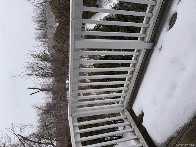 4 Lexington Hills Road, Unit 6 Harriman, NY 10926 - Photo 19 of 19 a view of a wooden fence