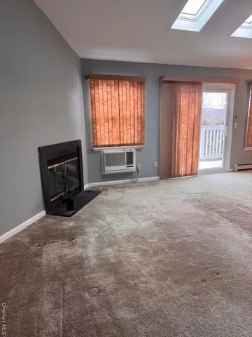 $2,500 | 4 Lexington Hills Road, Unit 6, Harriman, NY 10926