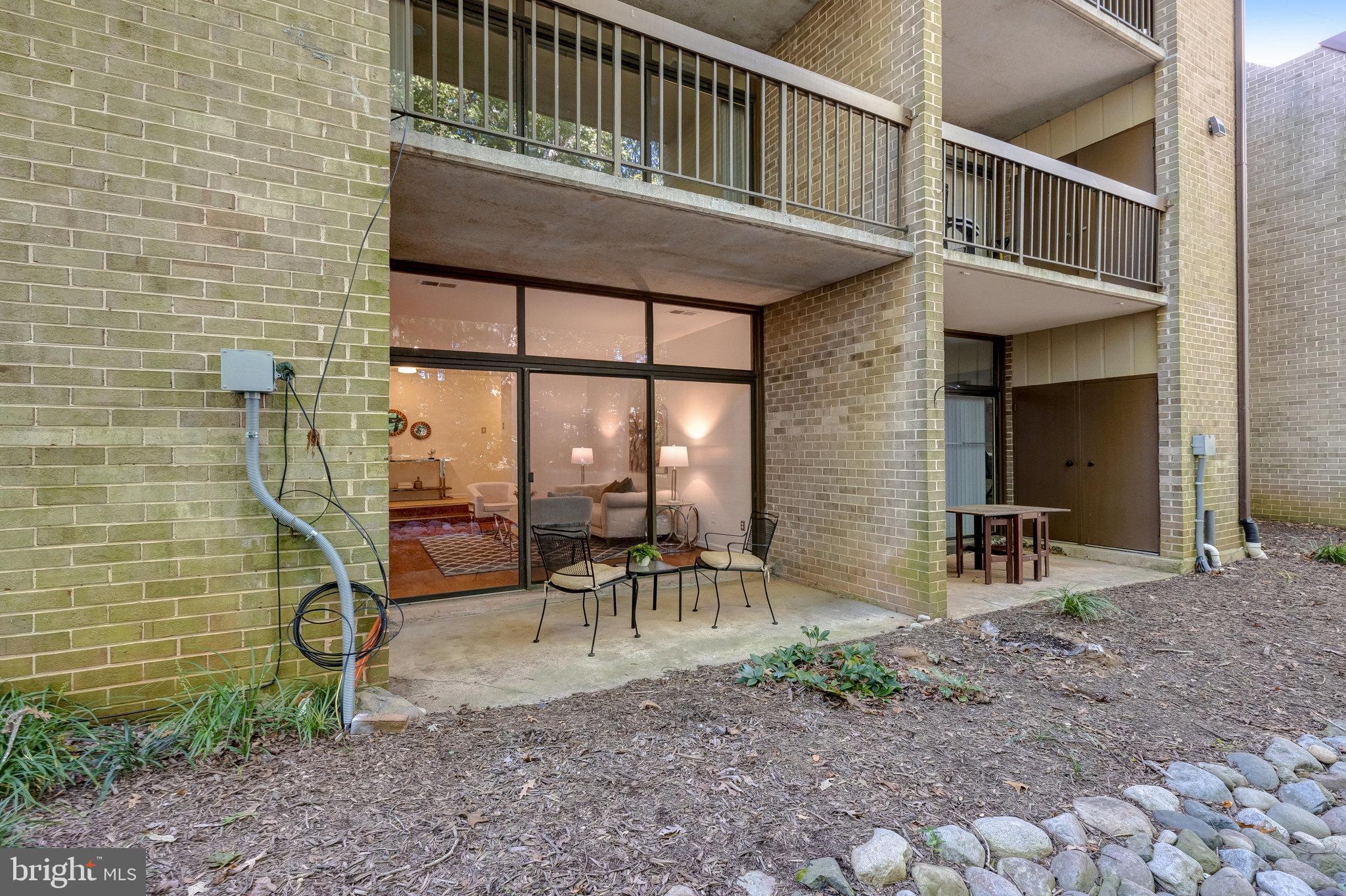 1650 Parkcrest Circle, Unit 101 Reston, VA 20190 - Photo 24 of 40