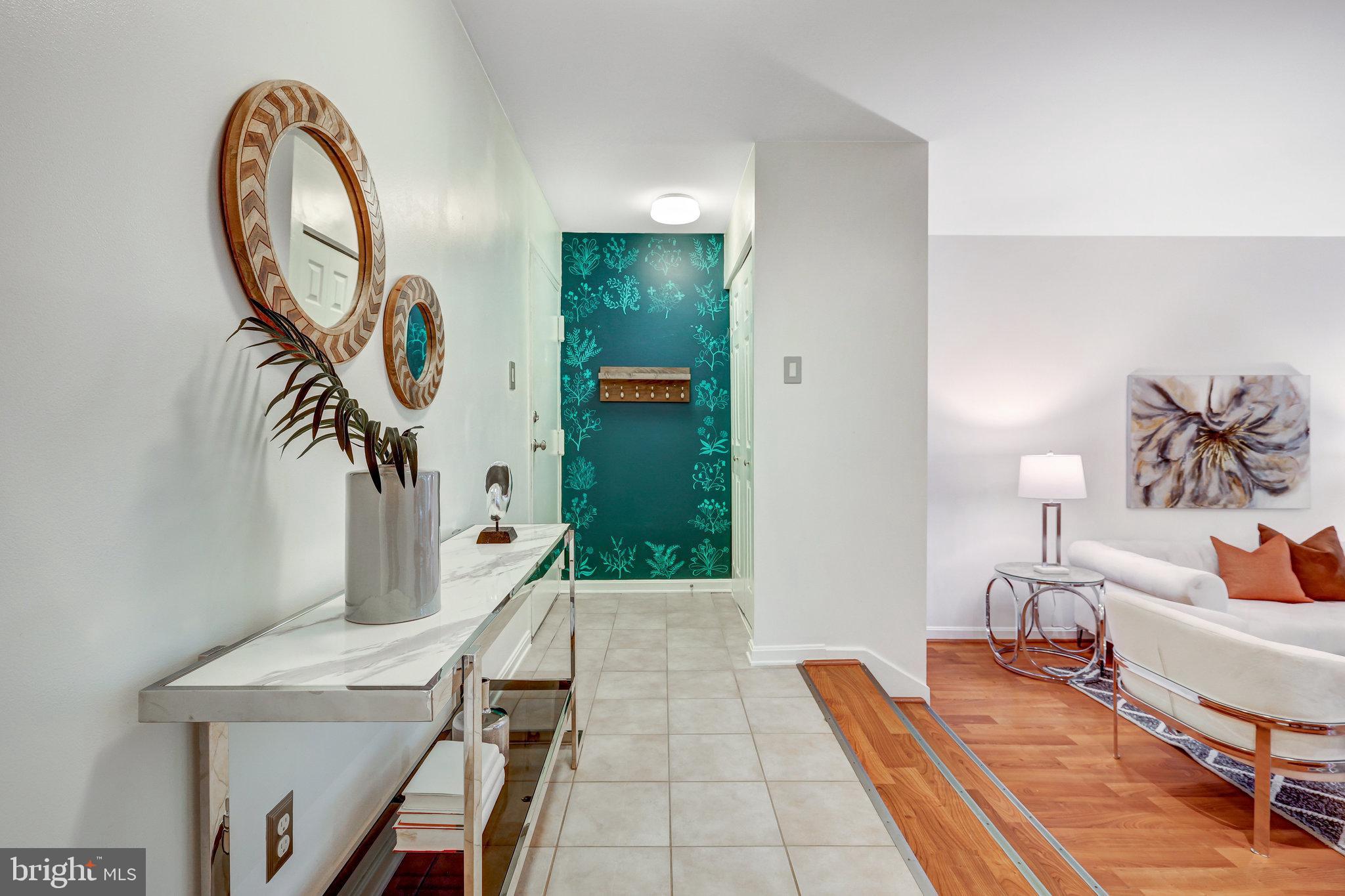 1650 Parkcrest Circle, Unit 101 Reston, VA 20190 - Photo 5 of 40