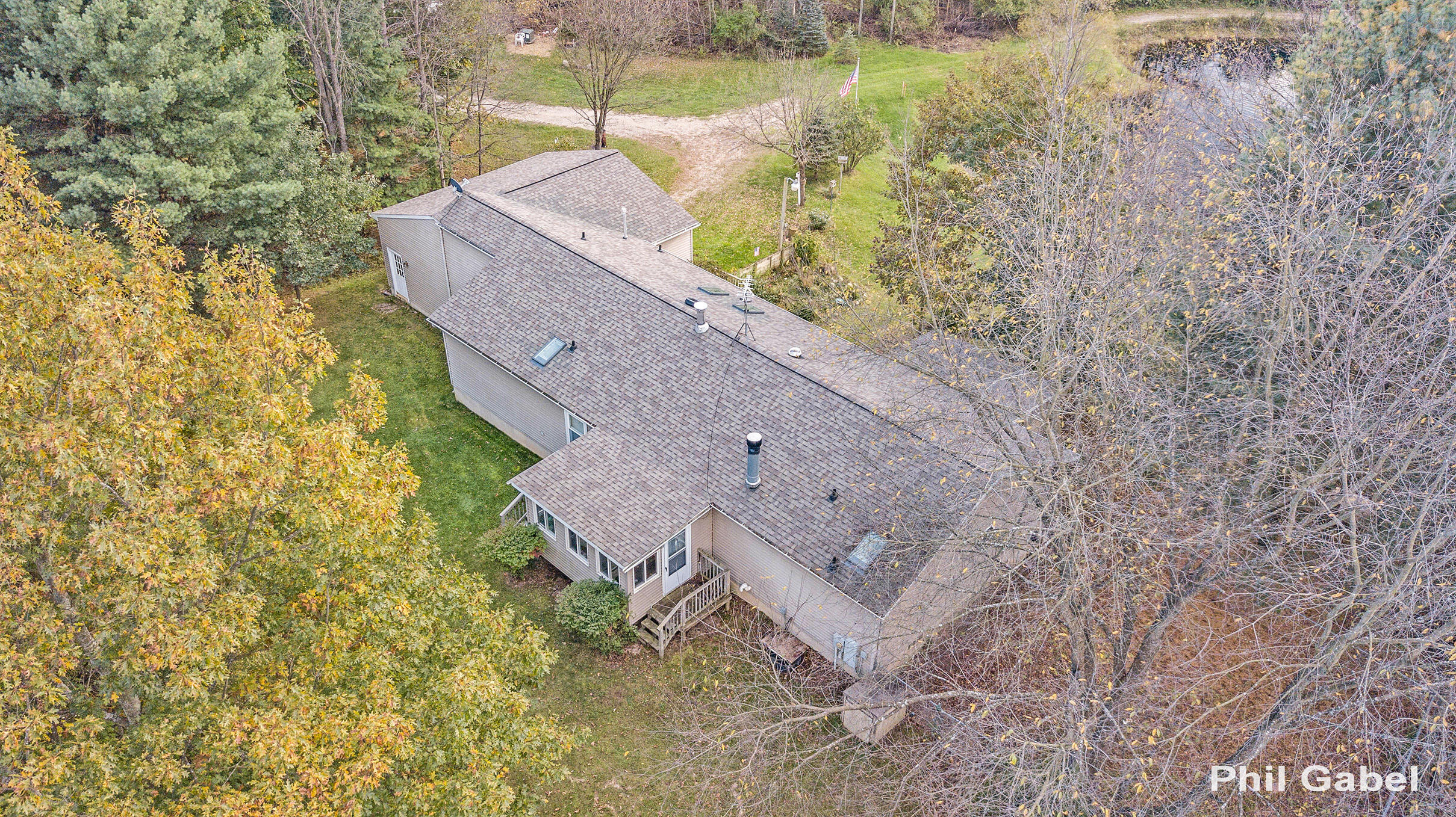 4187 Northwest Lake Road Lakeview, MI 48850 - Photo 31 of 35 4187LakeRdAerial-11