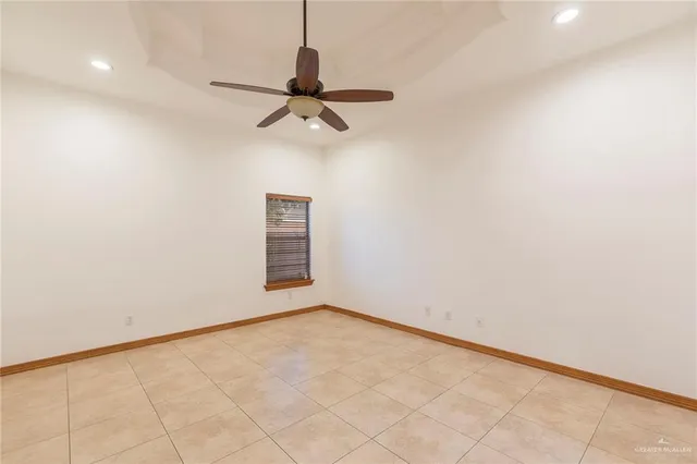 $294,900 | 905 East Brady Avenue, Pharr, TX 78577