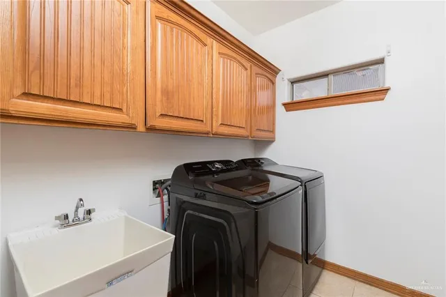 $294,900 | 905 East Brady Avenue, Pharr, TX 78577