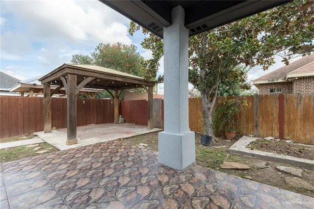 $294,900 | 905 East Brady Avenue, Pharr, TX 78577