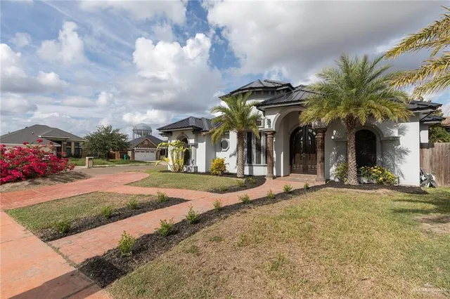 $294,900 | 905 East Brady Avenue, Pharr, TX 78577