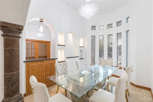 $294,900 | 905 East Brady Avenue, Pharr, TX 78577