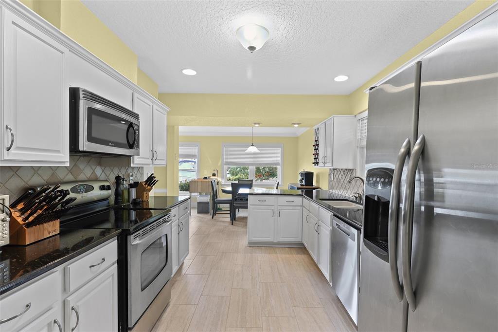 4512 Mitcher Road New Port Richey, FL 34652 - Photo 4 of 44