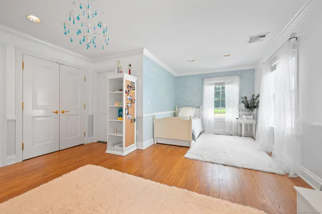 a utility room with sink dryer and washer