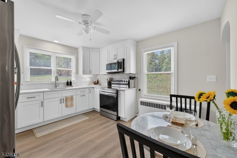 4 Lingert Avenue Clinton, NJ 08809 - Photo 8 of 43
