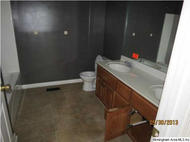 92 Evans Circle Jasper, AL 35501 - Photo 2 of 14