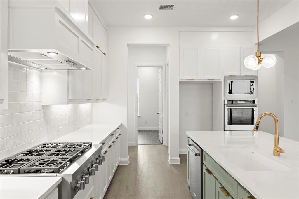 3362 Andesite Road McKinney, TX 75071 - Photo 15 of 30 12. 3362 Andesite - Kitchen (3)