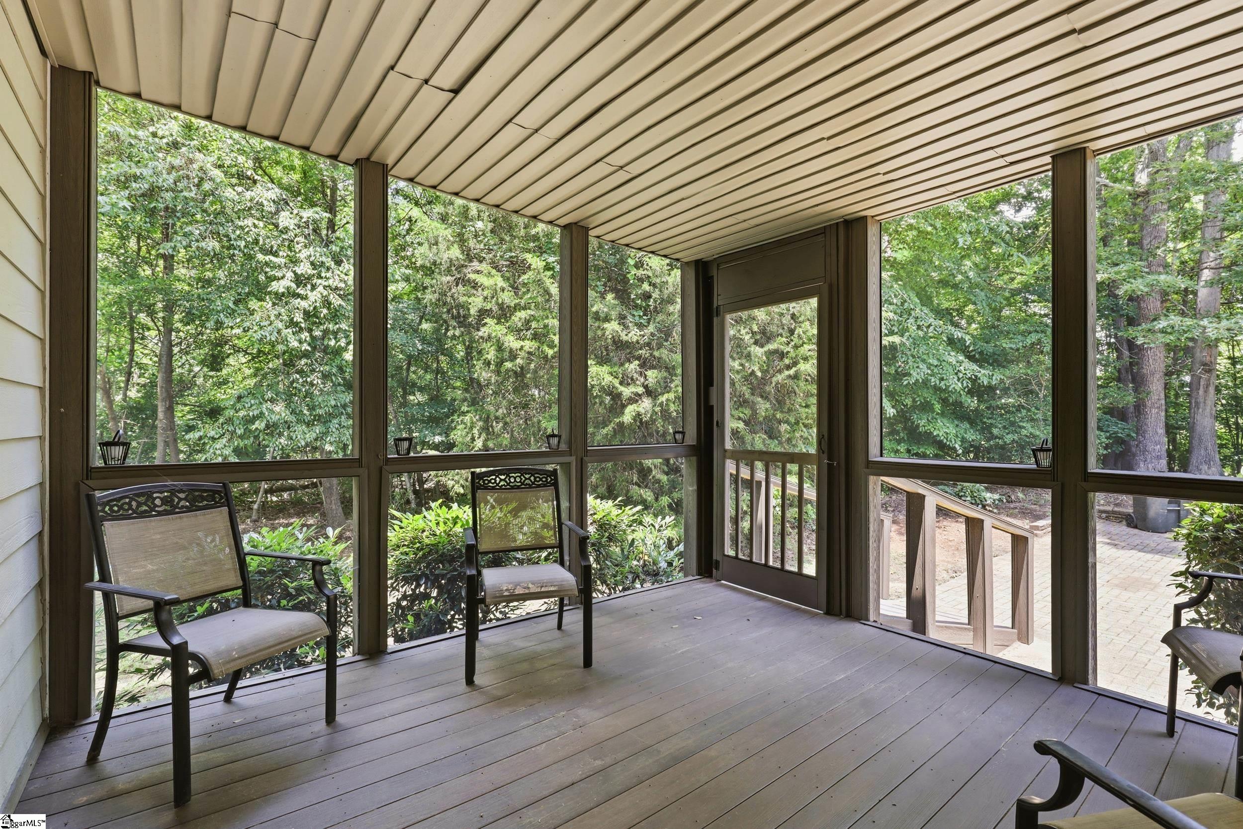 100 Yorkswell Lane Greenville, SC 29607 - Photo 27 of 33