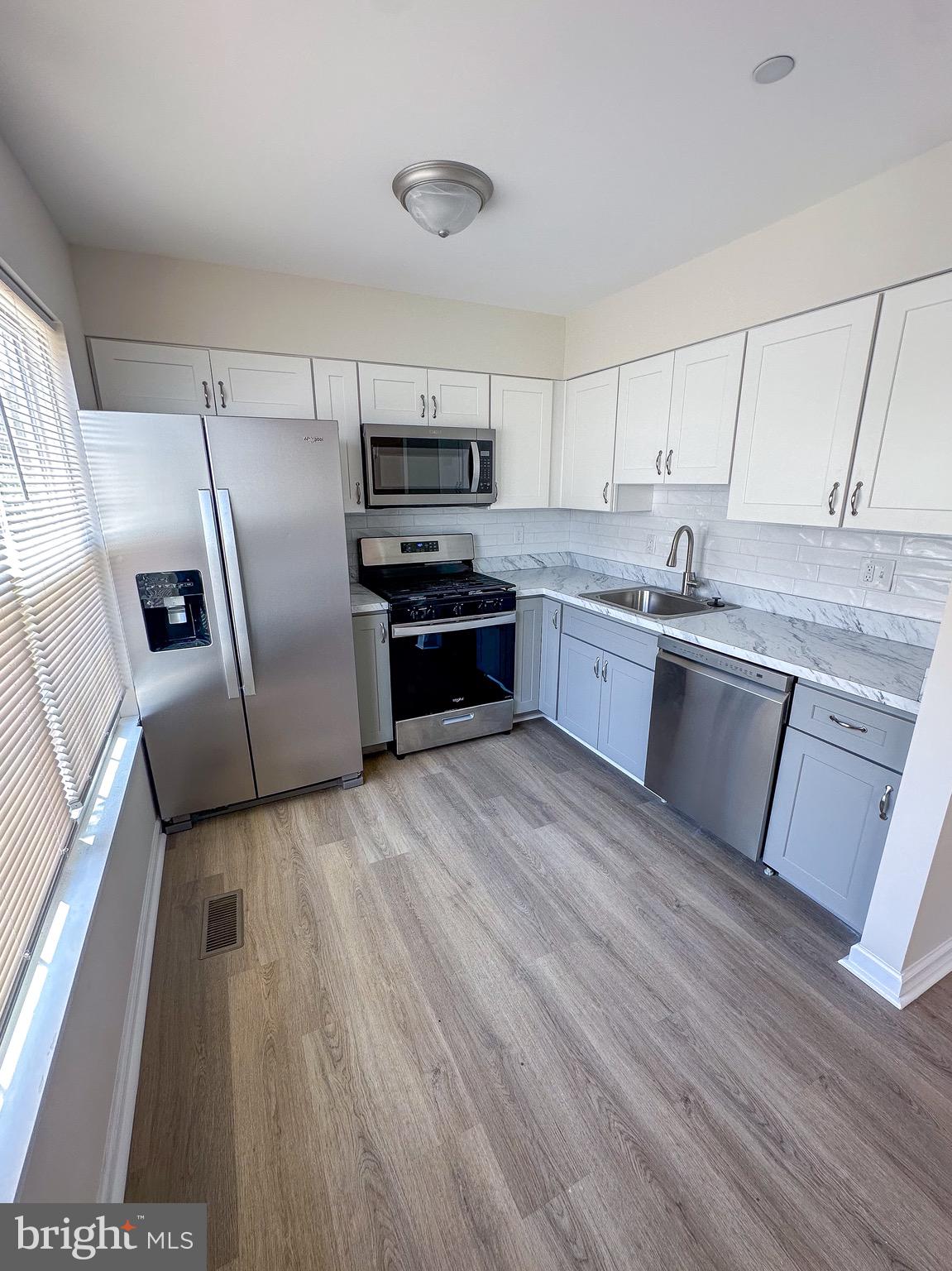 605 Collett Street Baltimore, MD 21217 - Photo 13 of 36