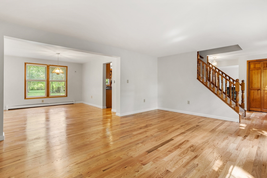 27 Park Street Pepperell, MA 01463 - Photo 24 of 38