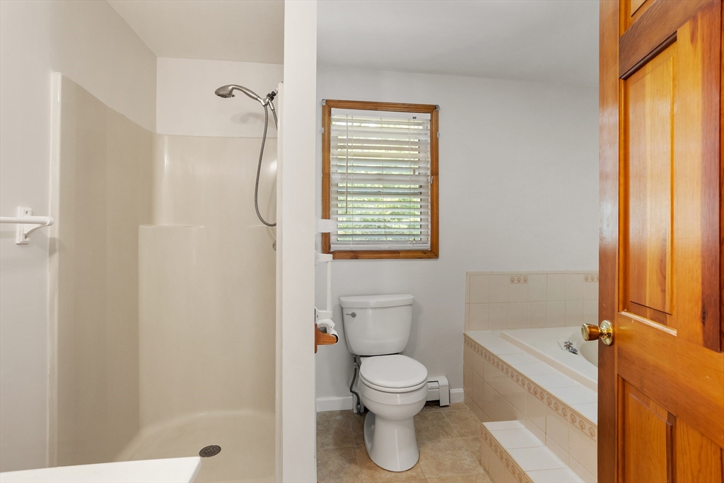 27 Park Street Pepperell, MA 01463 - Photo 31 of 38