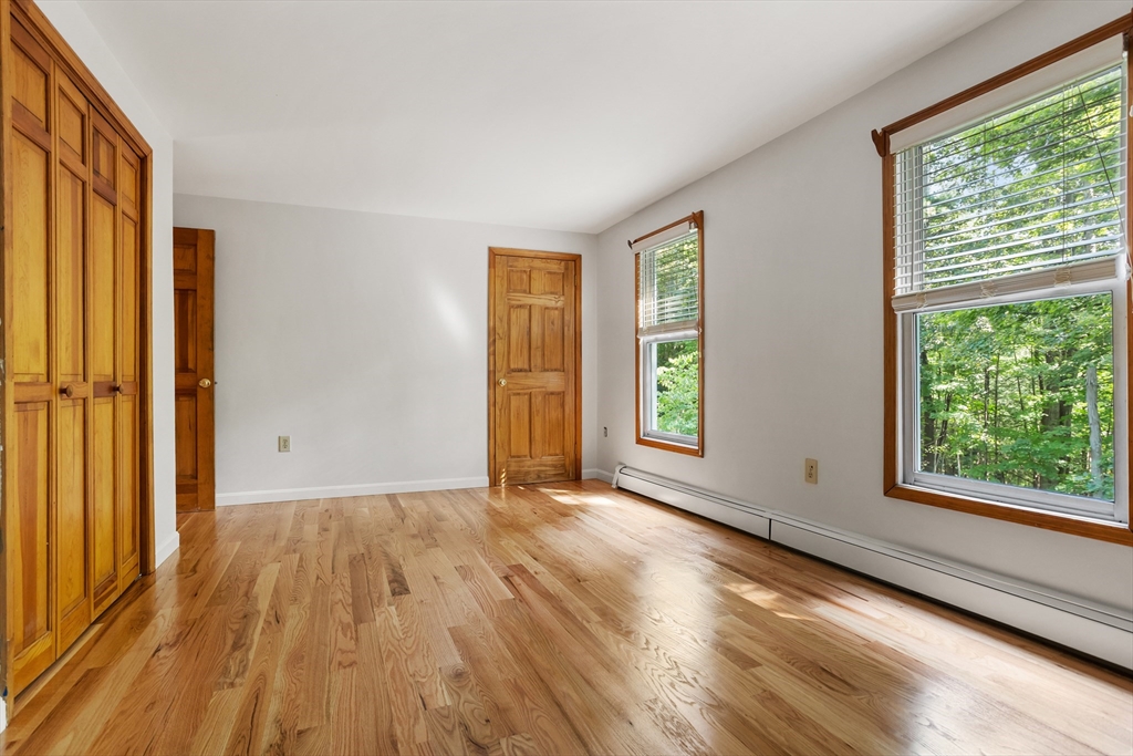 27 Park Street Pepperell, MA 01463 - Photo 34 of 38