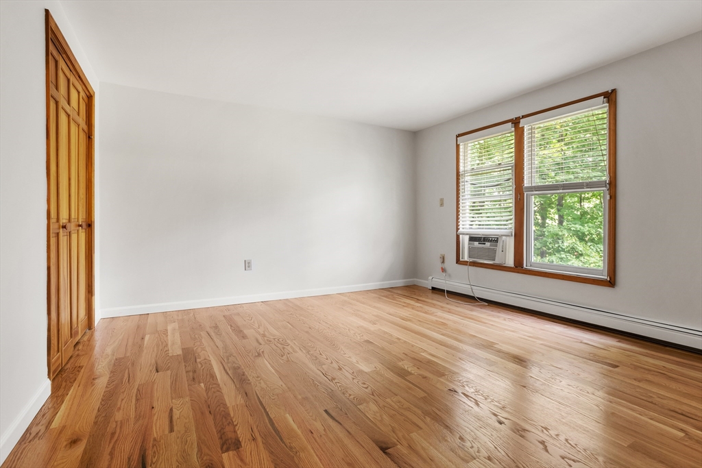 27 Park Street Pepperell, MA 01463 - Photo 35 of 38