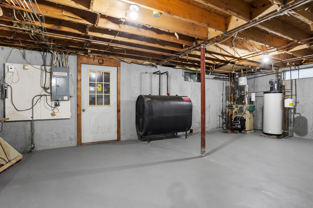 27 Park Street Pepperell, MA 01463 - Photo 38 of 38