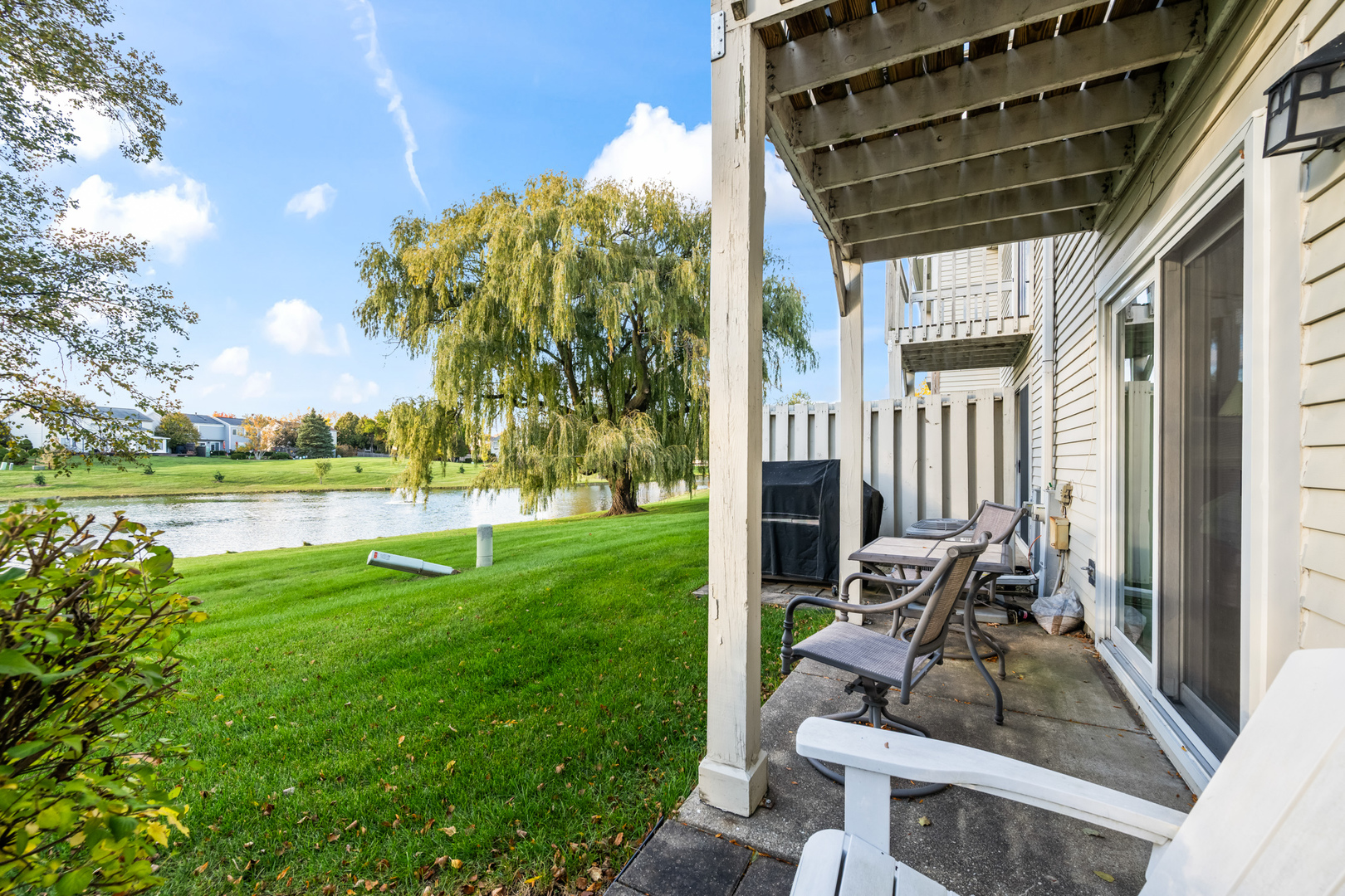1376 Longacre Lane Wheeling, IL 60090 - Photo 15 of 16 a view of backyard with hardwood