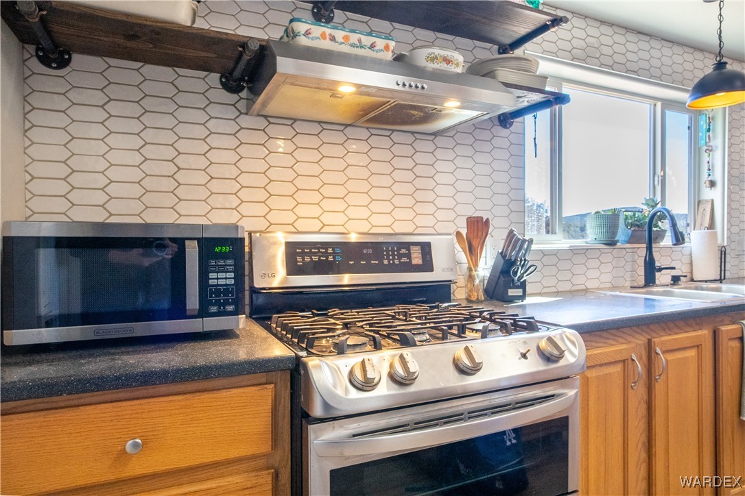 792 Knight Creek Road Kingman, AZ 86401 - Photo 16 of 76 Kitchen