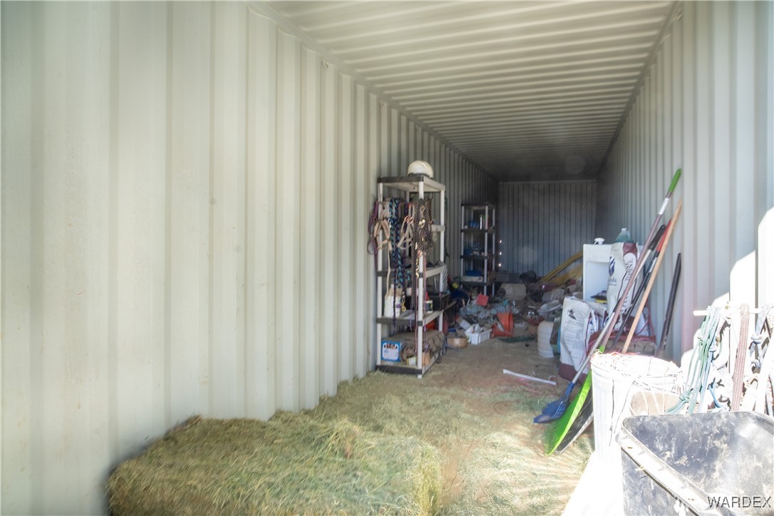 792 Knight Creek Road Kingman, AZ 86401 - Photo 30 of 76 Storage