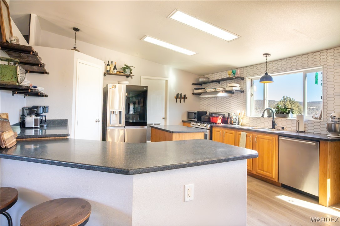 792 Knight Creek Road Kingman, AZ 86401 - Photo 7 of 76 Kitchen