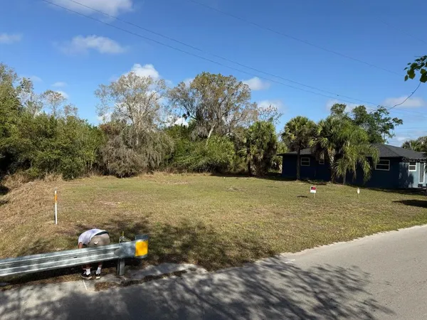 $25,000 | 228 Singleton Avenue, Arcadia, FL 34266