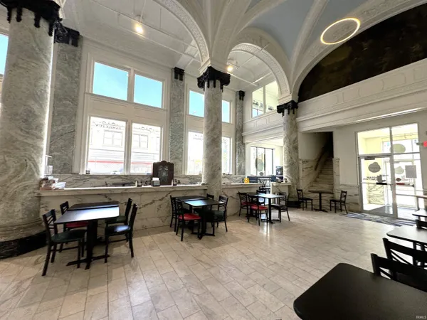 $8,000,000 | 402 South Washington Street, Marion, IN 46953