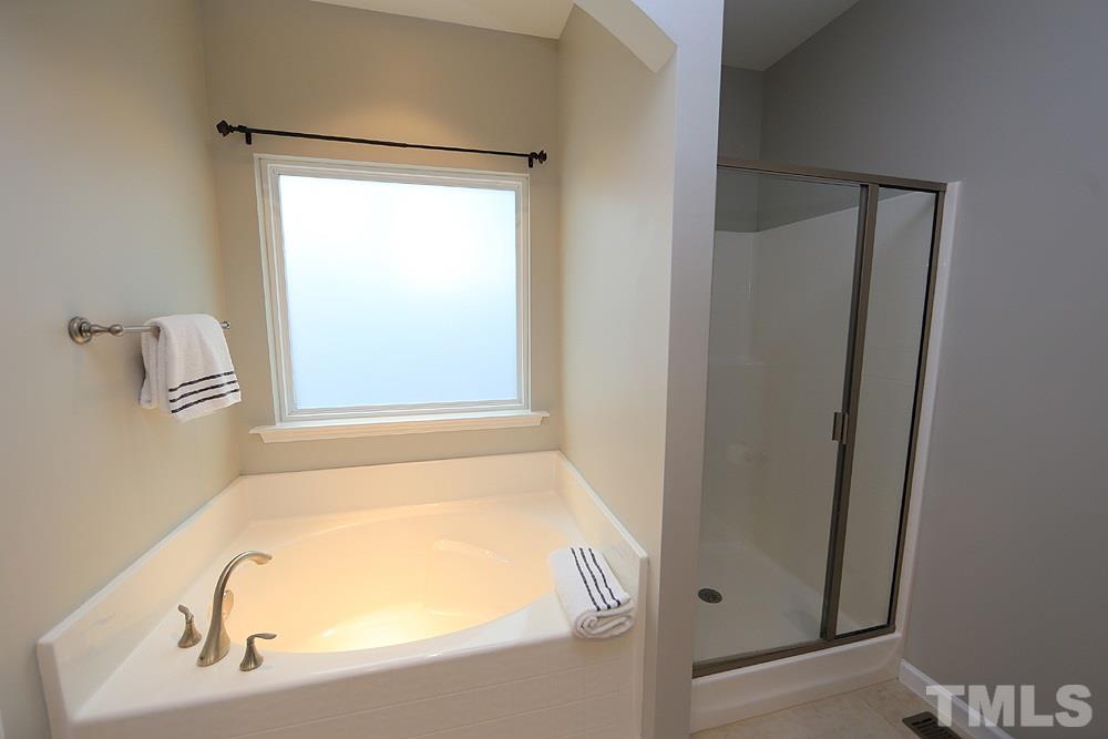 5649 Wade Park Boulevard Raleigh, NC 27607 - Photo 11 of 28