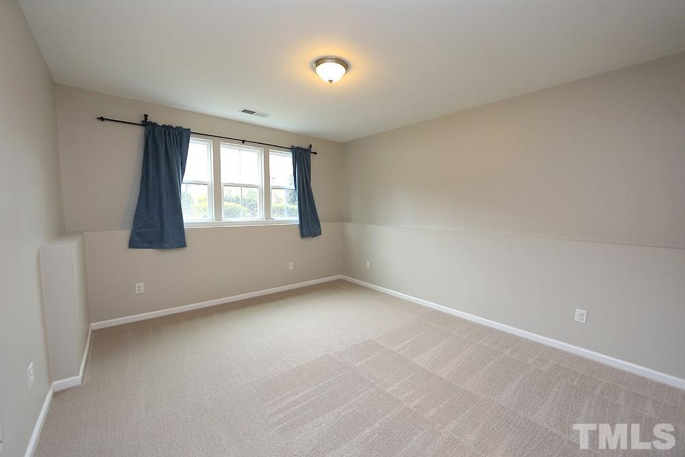 5649 Wade Park Boulevard Raleigh, NC 27607 - Photo 18 of 28