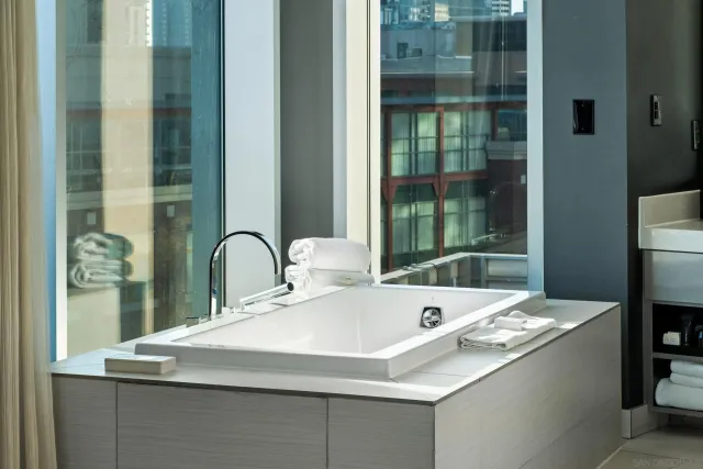 $999,999 | 207 Fifth Avenue, Unit 702, San Diego, CA 92101