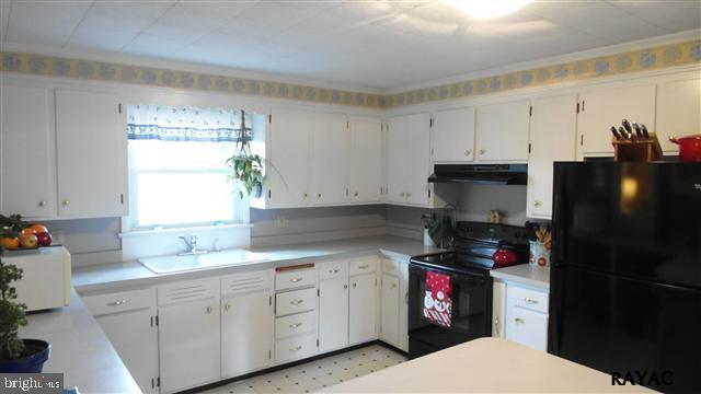 1625 Carrolls Tract Road Orrtanna, PA 17353 - Photo 13 of 23 Gallery Image 13