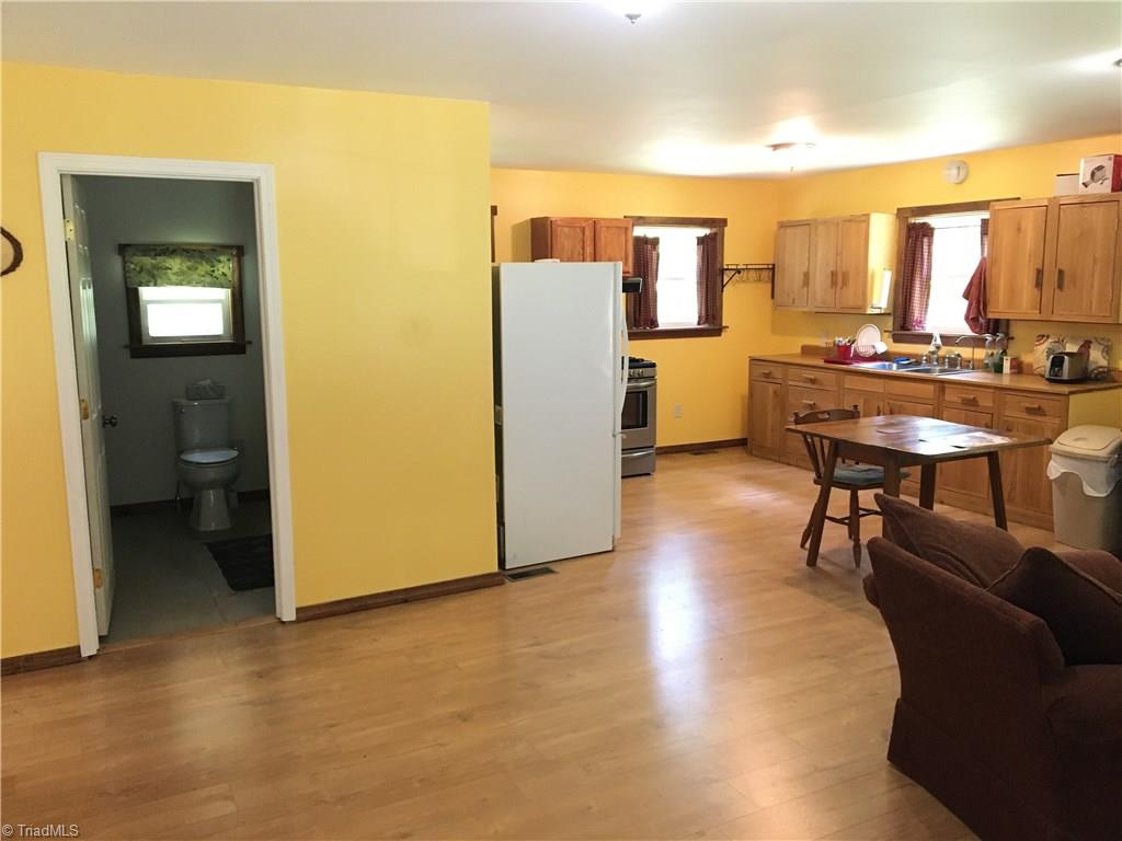 2180 Dillard Road Madison, NC 27025 - Photo 5 of 16
