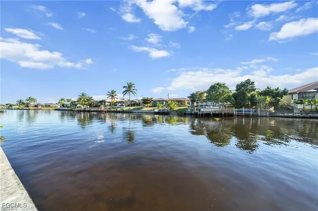 $1,450 | 916 Southeast 14th Terrace, Unit 916, Cape Coral, FL 33990