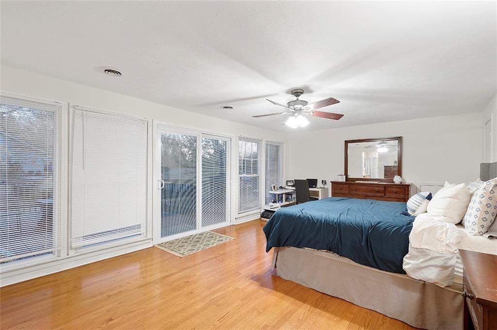 330 Johnston Road Pittsburgh, PA 15241 - Photo 14 of 25 Master Bedroom! Look at that full wall of windows!