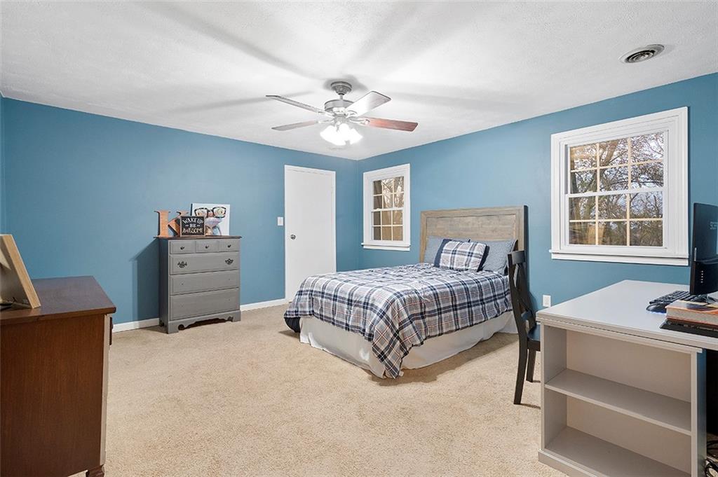 330 Johnston Road Pittsburgh, PA 15241 - Photo 21 of 25 4th bedroom
