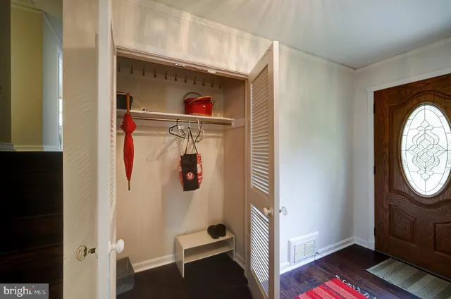 $4,995 | 9420 Holland Avenue, Bethesda, MD 20814