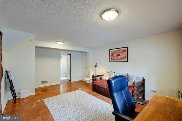 $4,995 | 9420 Holland Avenue, Bethesda, MD 20814