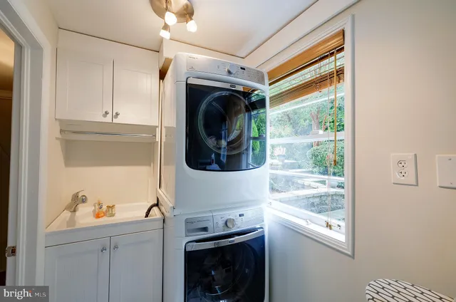 $4,995 | 9420 Holland Avenue, Bethesda, MD 20814