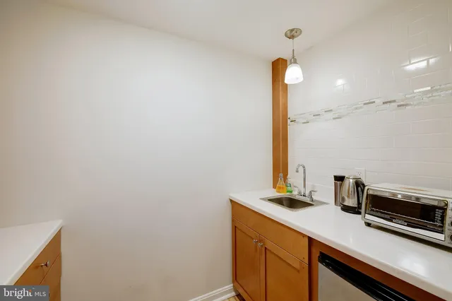 $4,995 | 9420 Holland Avenue, Bethesda, MD 20814